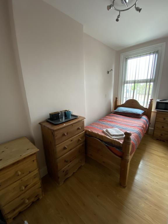 Abbey Guest House room 6